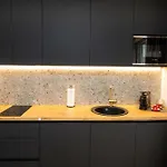 Aurum Ponte Superior * زادار