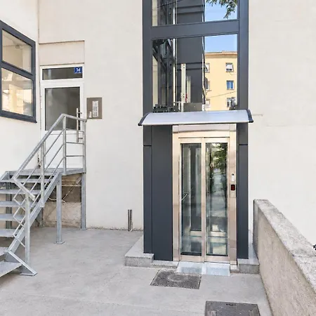 Aurum Ponte Superior, Centre And Lift Apartman
